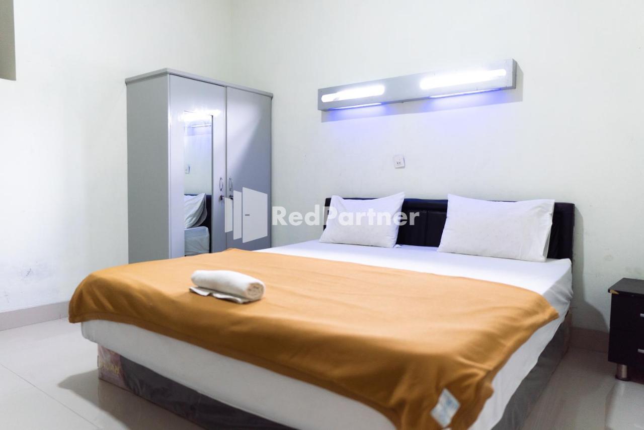 Wisma Aini Syariah RedPartner Bandar Lampung Luaran gambar