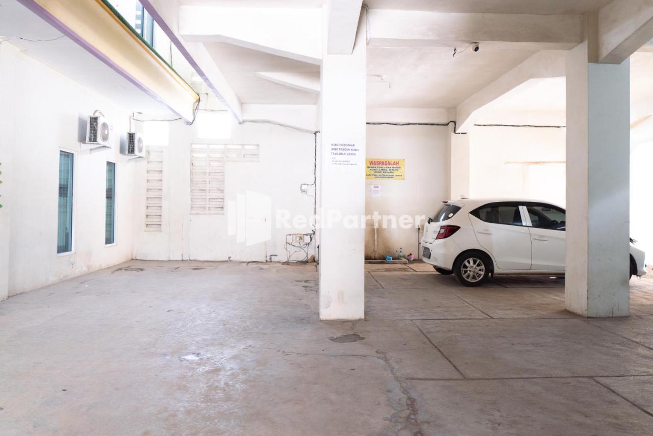 Wisma Aini Syariah RedPartner Bandar Lampung Luaran gambar
