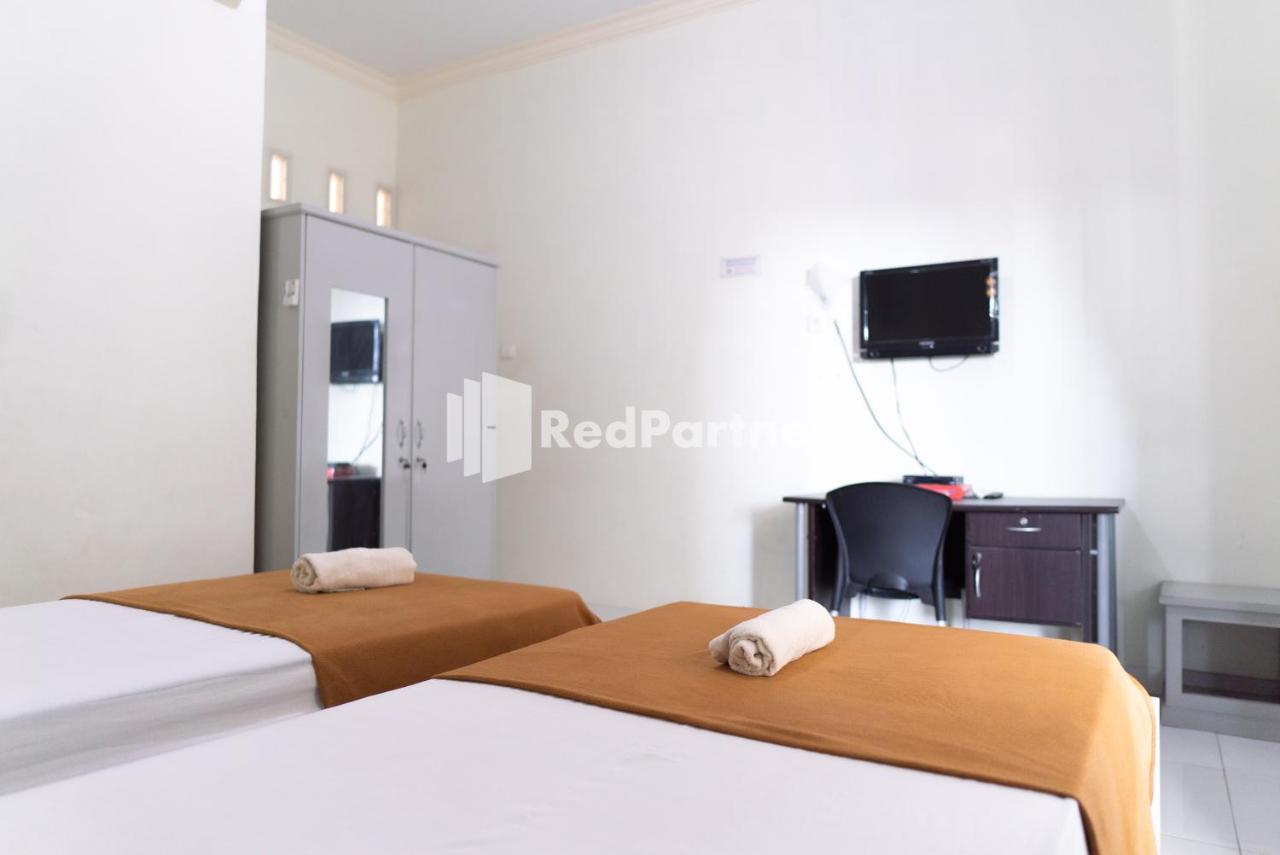Wisma Aini Syariah RedPartner Bandar Lampung Luaran gambar